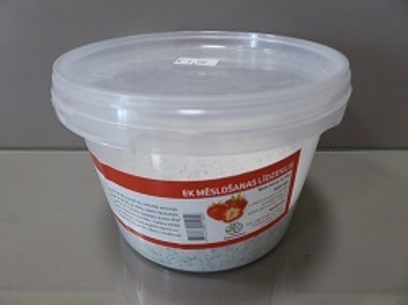 Mēslojums zemenēm  7-12-40 200 g Agrimatco / COMPO Expert GmbH (Vācija)